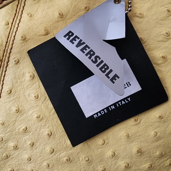 Elegant Ostrich Yellow  and Bamboo Handle Shoulder Bag. By Plinio Visona' - Picture 2 of 9